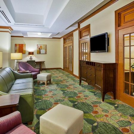 Holiday Inn Express Hotel & Suites Bryan-Montpelier By Ihg Holiday City Buitenkant foto