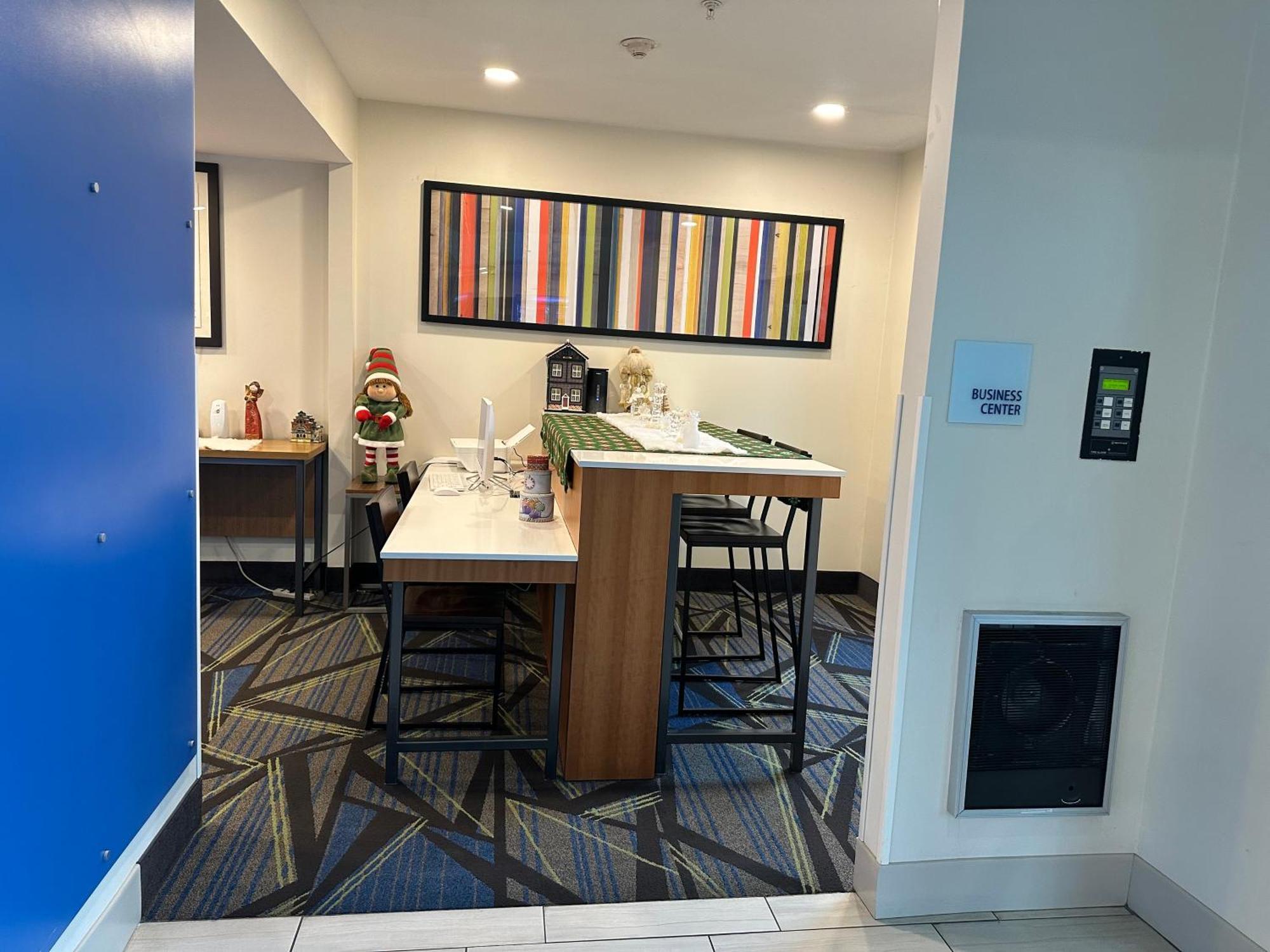 Holiday Inn Express Hotel & Suites Bryan-Montpelier By Ihg Holiday City Buitenkant foto