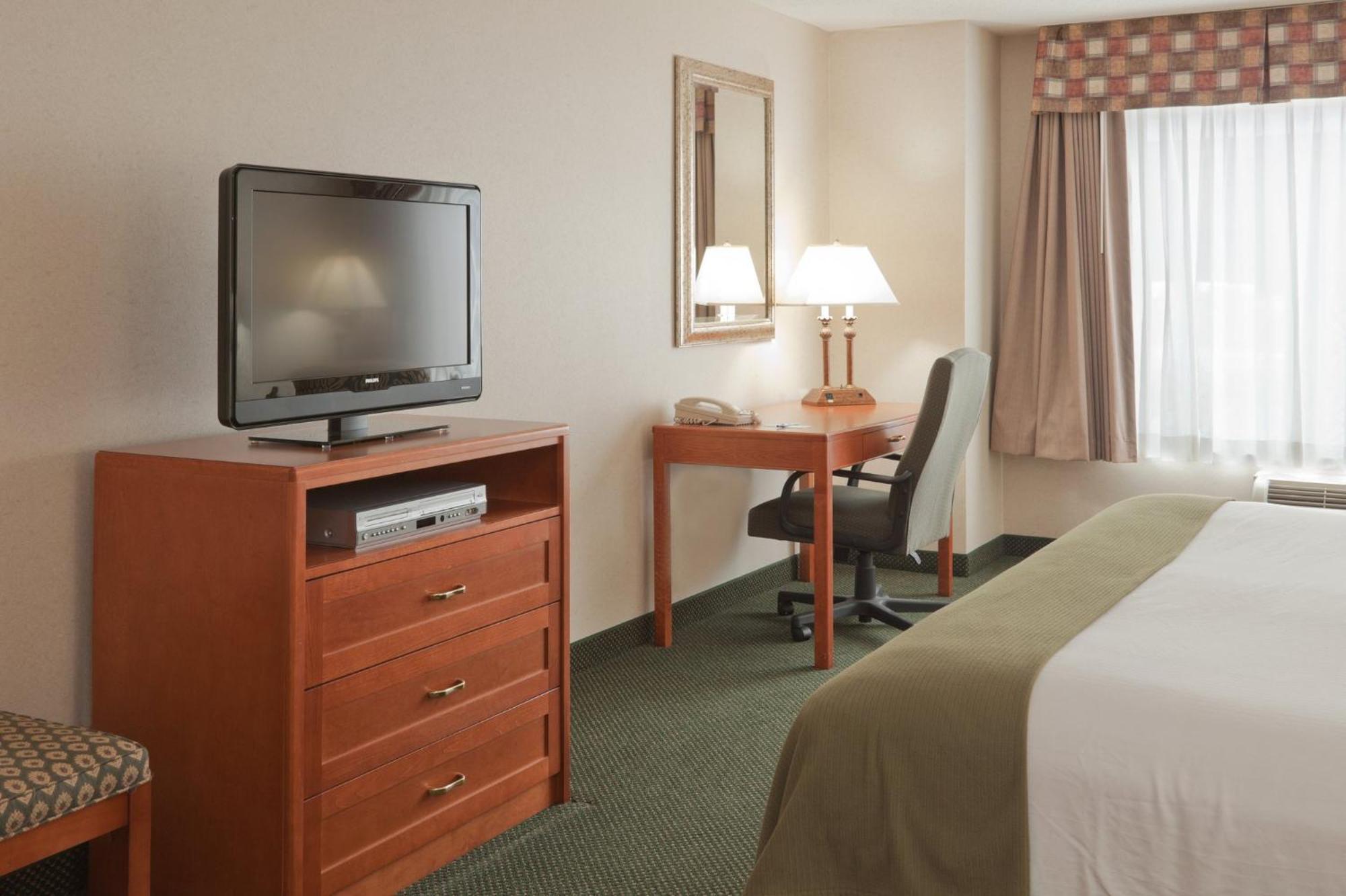 Holiday Inn Express Hotel & Suites Bryan-Montpelier By Ihg Holiday City Buitenkant foto
